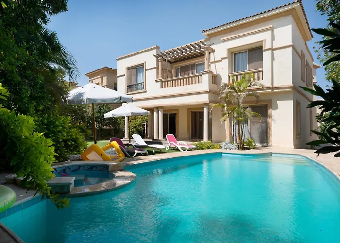 Zyra Luxury Villa With Pool And Jacuzzi In New Cairo