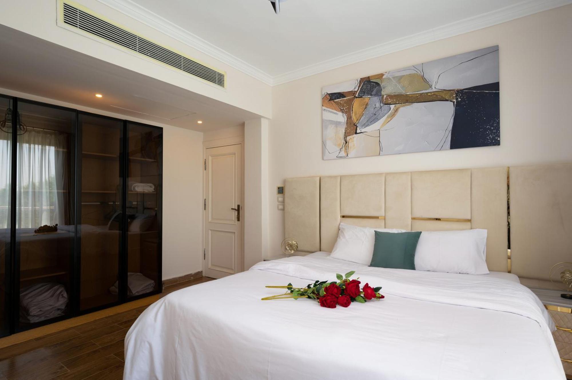 Villa Zyra Luxury With Pool And Jacuzzi In New *